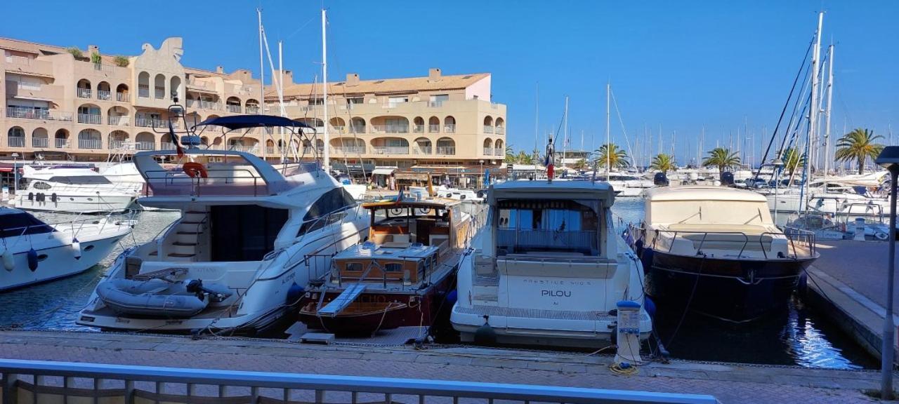 Bleu Azur Appartement 3 Etoiles Hyeres Bagian luar foto