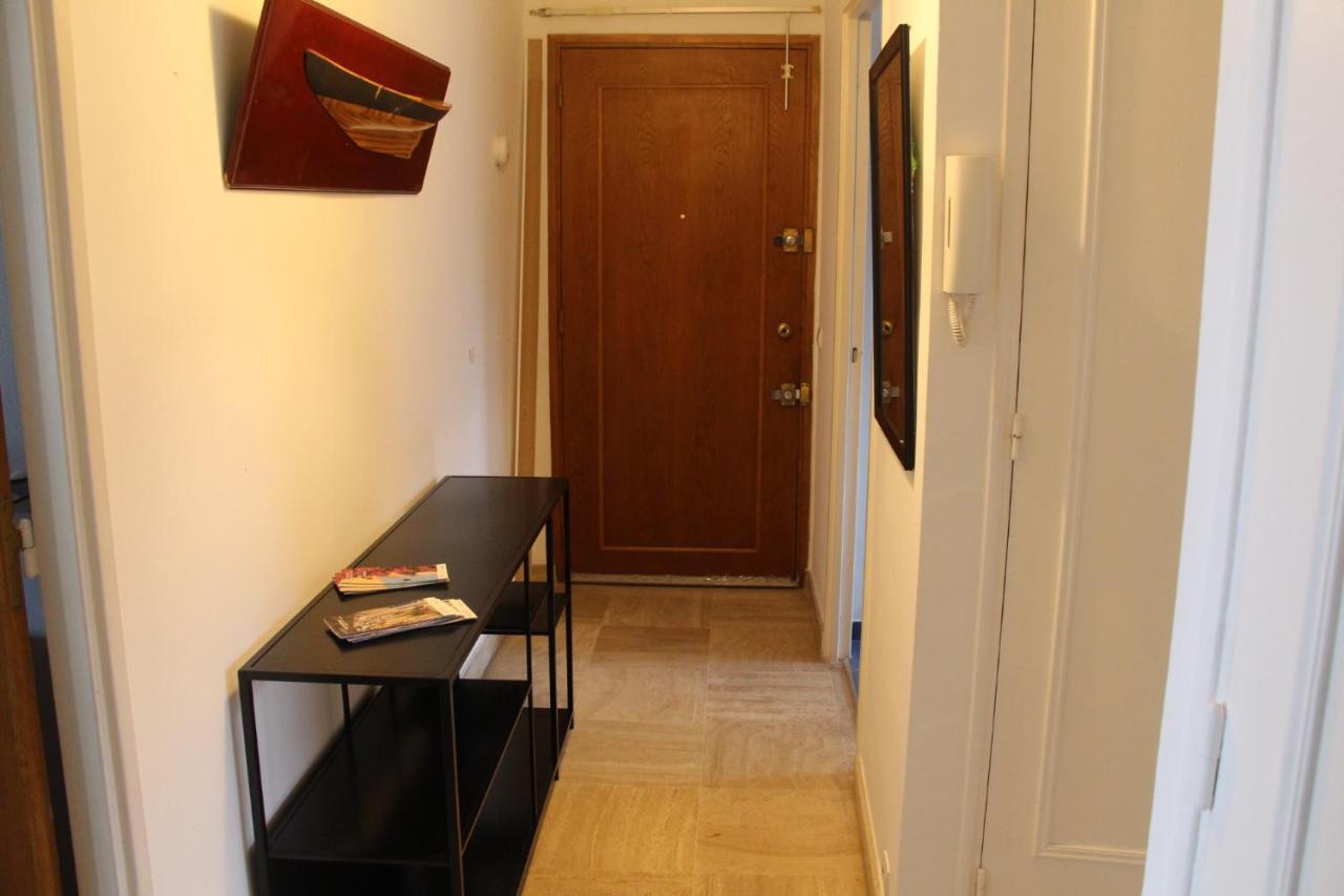 Bleu Azur Appartement 3 Etoiles Hyeres Bagian luar foto